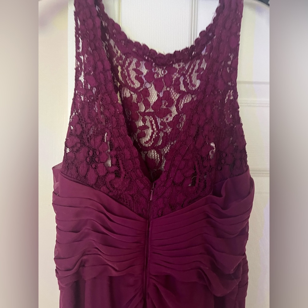 DAVIDS BRIDAL SAGRIA LACE BRIDESMAID/PROM DRESS - Picture 2 of 6